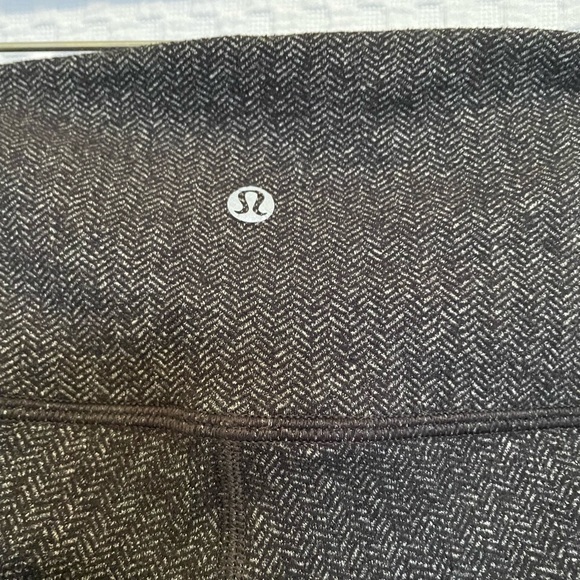 Lululemon wonder Under Herringbone Leggings size 6 - Picture 7 of 8